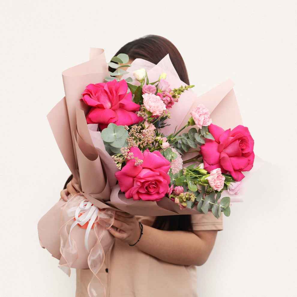 Buket Bunga Premium Mawar Fuschia Jakarta Three Bouquets 