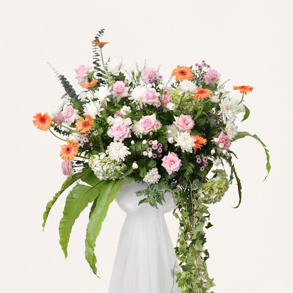 Jual Morning Garden Standing Flower. Harga 1.299.000 | Three Bouquets