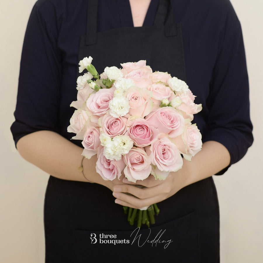 Marianne - Three Bouquets